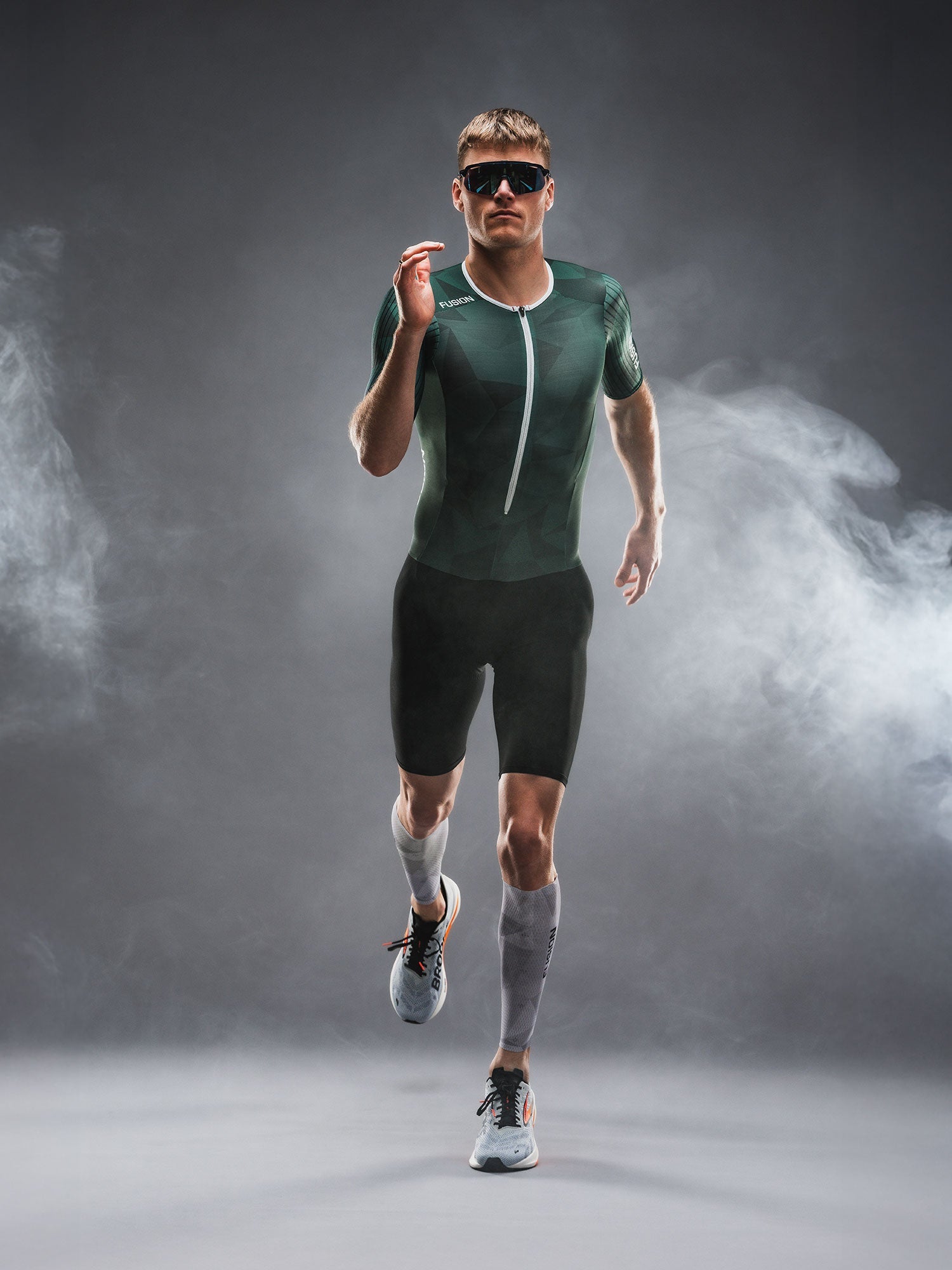 10965061